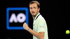 Australian Open 2022: অস্ট্রেলিয়ান ওপেনের ফাইনালে নাদাল, মেদভেদেভ, এক ঝলকে তাঁদের সেমির লড়াই