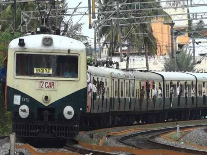 Vaccination certificate not required for travelling in Chennai suburban trains from Feb 1: Southern Railway புறநகர் ரயில்களில் பயணிக்க தடுப்பூசி சான்றிதழ் தேவையில்லை - தெற்கு ரயில்வே