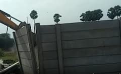 YCP Leader: ల్యాండ్ కబ్జా చేసి...అడ్డొచ్చిన అధికారులను బాది..పెందుర్తి వైసీపీ లీడర్