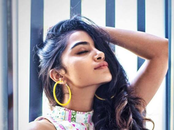 Anupama Parameswaran: అనుపమను చూస్తే దేవదాసైనా కాళిదాసు అయిపోవాల్సిందే Anupama Parameswaran: అనుపమను చూస్తే దేవదాసైనా కాళిదాసు అయిపోవాల్సిందే