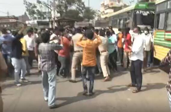 రాజంపేటను అన్నమయ్య జిల్లాగా ప్రకటించాలని కోరుతూ విద్యార్థి యువజన సంఘాల ఆందోళన