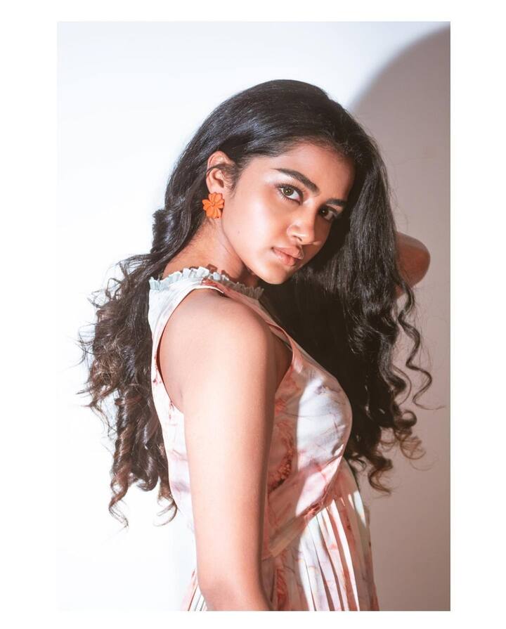 ఒక్కో సినిమాకు యాభై లక్షల రూపాయలు పారితోషికంగా తీసుకుంటుందని టాక్. -Image credit: AnupamaParameswaran/Instagram