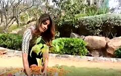 Dimple Hayathi Green Challenge : గ్రీన్ఇండియా ఛాలెంజ్ లో భాగం గా మొక్కలు నాటిన హీరోయిన్