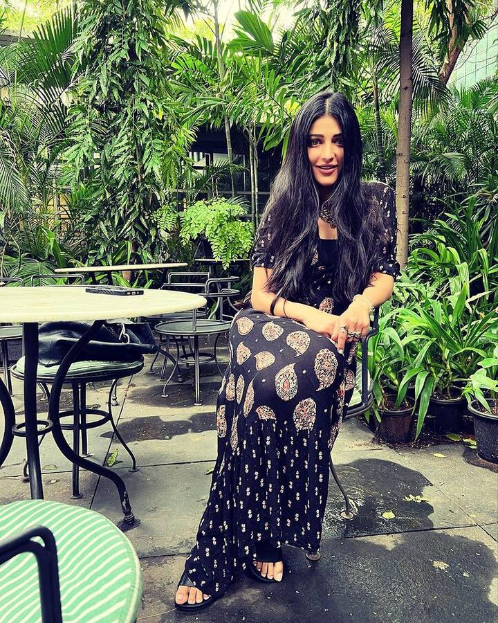 హ్యాపీ బర్త్ డే శ్రుతిహాసన్ (image credit : Shruti Haasan/Instagram)