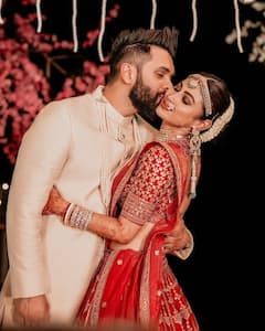 Mouni Roy Wedding: ప్రియుడిని పెళ్లాడిన 'కేజీఎఫ్' బ్యూటీ మౌనీరాయ్