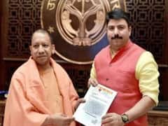 UP Election: बीजेपी ने जारी की 91 उम्मीदवारों की सूची, सीएम योगी के मीडिया सलाहकार शलभमणि को यहां से मिला टिकट