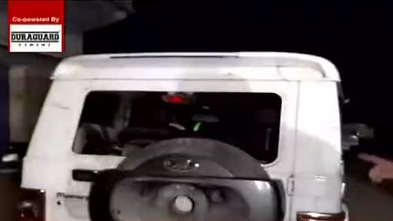 Birbhum: অবৈধভাবে কয়লা মজুত ঠেকাতে পুলিশের অভিযান, কয়েক ঘণ্টা কেটে গেলেও এখনও থমথমে লোকপুর | Bangla News