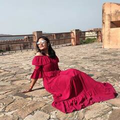 ’நாதஸ்வரம்’ புகழ் ஸ்ருதி சண்முகப்ரியா  லேட்டஸ்ட் க்ளிக்ஸ்