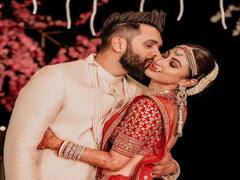 Mouni Roy Wedding: ప్రియుడిని పెళ్లాడిన 'కేజీఎఫ్' బ్యూటీ మౌనీరాయ్