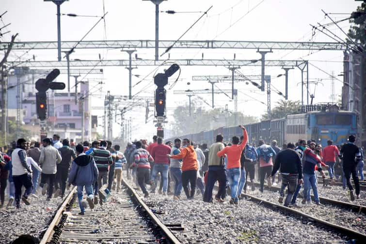 RRB NTPC Protests: Complaints & Suggestions Can Be Sent To Committee Till Feb 16, Report To Be Submitted By March 4