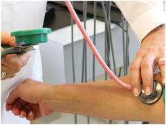 Uttar Pradesh Job Alert: उत्तर प्रदेश में स्टाफ नर्स के पद पर निकली बंपर भर्ती, अंतिम तारीख के पहले कर दें अप्लाई