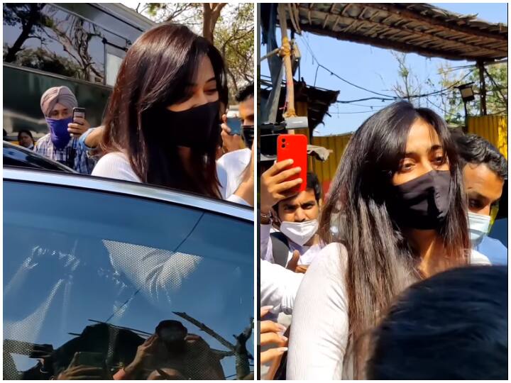 Shweta Tiwari Controversy: Shweta Tiwari Mobbed On Bigg Boss 15 Sets Amid Her Controversial 'Bra Remark' Watch: Shweta Tiwari Gets Mobbed On Bigg Boss 15 Sets Amid Her Controversial 'Bra Remark'