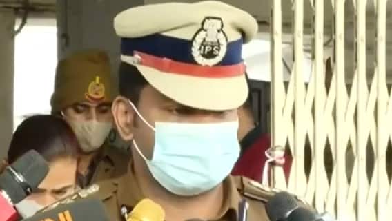 Vivek Vihar Woman Case: Victim molested by these women | Sansani (27 Jan 2022)