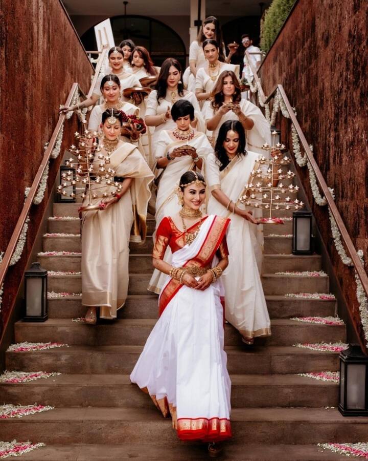 మౌనిరాయ్ వెడ్డింగ్ కాస్ట్యూమ్స్ (Photo Courtesy: Instagram)