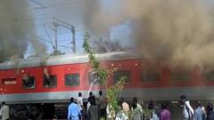 Nandurbar : नंदुरबार रेल्वे स्थानकाजवळ गांधीधाम एक्स्प्रेसला अचानक आग : ABP Majha