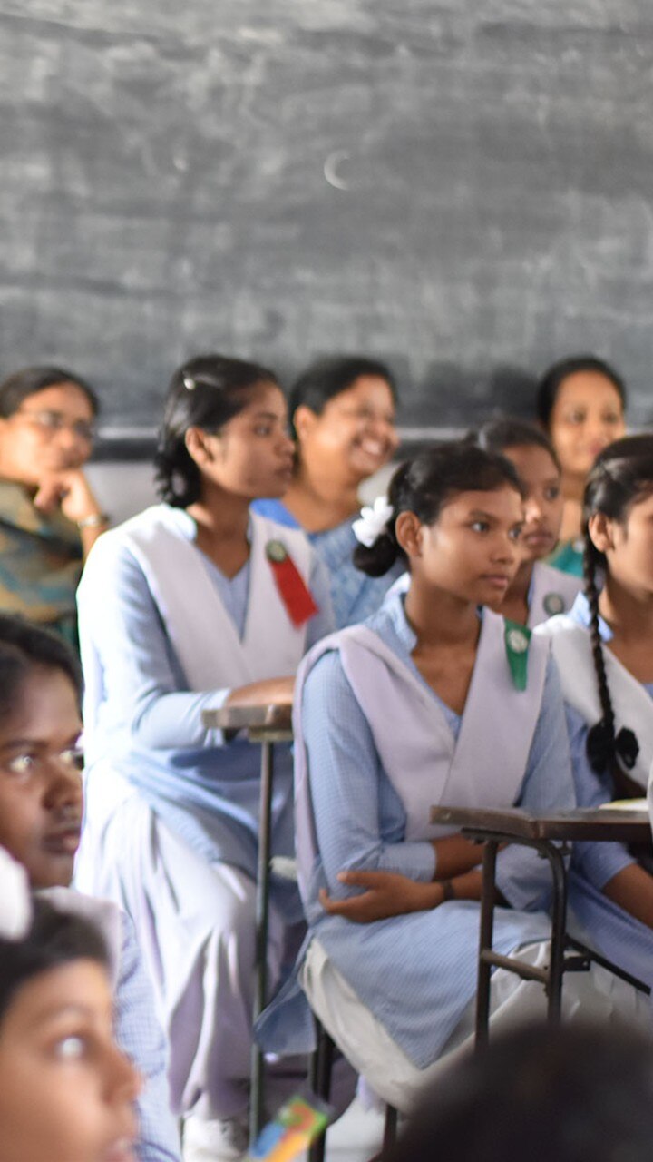 தமிழ்நாட்டை பாருங்க... பிற மாநிலங்களும் அதை செய்யுங்க - யுஜிசியின் முன்னாள் தலைவர் சுக்தேவ் தோரத்