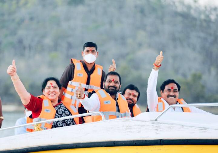 గట్టమ్మ, లక్నవరం, మేడారం, తాడ్వాయి, దామర్వాయి, మల్లూరు, బొగత జలపాతాలను ట్రైబల్ సర్క్యూట్‌గా అభివృద్ధి చేసేందుకు ప్రయత్నిస్తున్నట్టు మంత్రులు ప్రకటన.