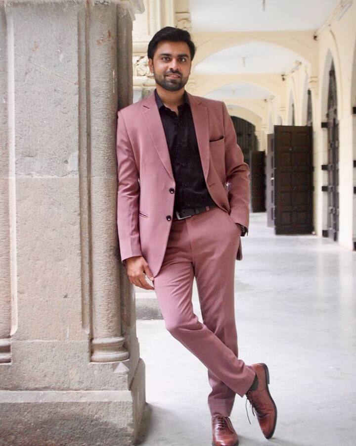 वेब सीरीज़ से निकले उम्दा कलाकारों में जीतू भईया यानि जीतेंद्र कुमार का नाम भी शामिल है. शुभ मंगल ज्यादा सावधान हो या फिर पिक्चर्स जीतू भईया का जादू हर जगह चलता है.