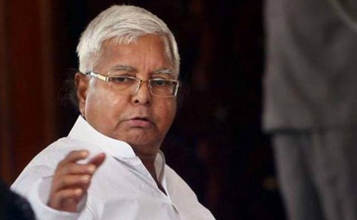 तब दंगों के बाद लालू प्रसाद मुजफ्फरनगर पहुंचे थे और वहां पीड़ितों से मिलने के बाद समाजवादी पार्टी पर जमकर निशाना साधा था. दरअसल तब प्रदेश में सपा की सरकार थी.