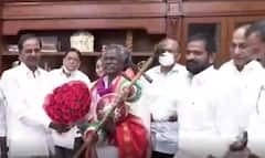 Kinnera Mogulaiah: దర్శనం మొగులయ్యకు రూ. కోటి ఇచ్చిన సీఎం కేసీఆర్