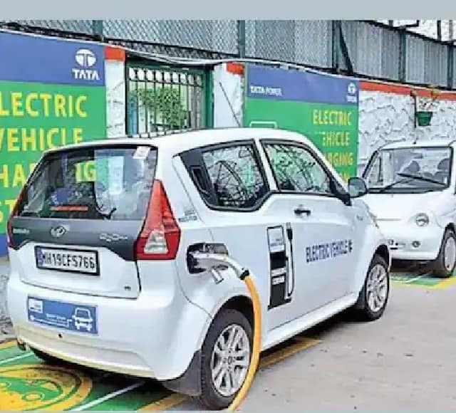 Budget 2022: Electric vehicle industry to boost after battery swapping policy announcement in budget Union Budget 2022: બેટરી સ્વેપિંગ પોલિસીથી ઈલેક્ટ્રિક વ્હીકલ ઈન્ડસ્ટ્રીને મળશે બૂસ્ટ, જાણો શું છે આ