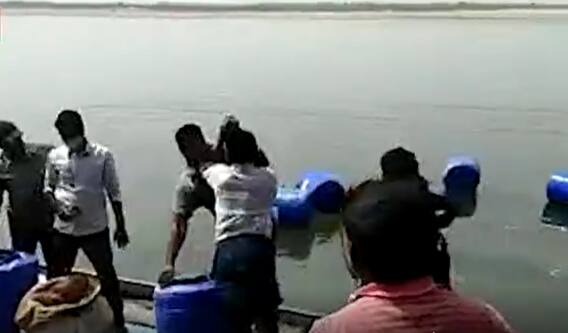 Sara Mafia: పోలీసులపైనే దాడికి దిగిన సారా వ్యాపారులు