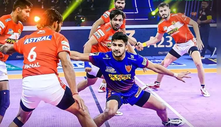 pro kabaddi league : dabang delhi vs gujarat giants today match PKL 21-2022 : કબડ્ડી લીગમાં આજે દબંગ દિલ્હી સામે ટકરાશે ગુજરાત જાયન્ટ્સ, જાણો બન્નેની શું છે સ્થિતિ..........