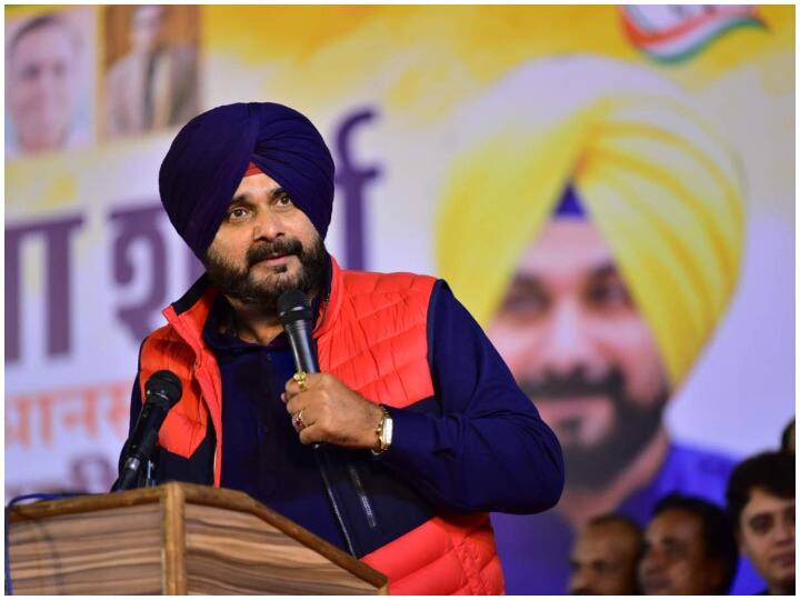 Punjab Election 2022: 'खेल, टीवी और सियासत के महारथी' सिद्धू पास है करोड़ों की जमीन, जानें- कुल कितनी प्रॉपर्टी के हैं मालिक Amritsar MLA Navjot Singh Sidhu has movable and immovable assets worth millionaire disclosed at the time of nomination Punjab Election 2022: 'खेल, टीवी और सियासत के महारथी' सिद्धू पास है करोड़ों की जमीन, जानें- कुल कितनी प्रॉपर्टी के हैं मालिक