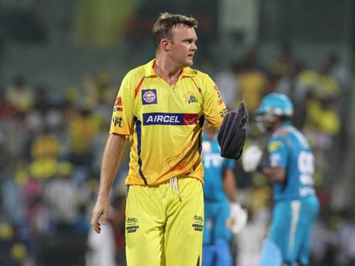 ऑस्ट्रेलिया के डग बॉलिंजर भी IPL में खासे सफल गेंदबाज रहे हैं. इन्होंने 27 IPL मैचों में 18.72 की बॉलिंग औसत के साथ 37 विकेट चटकाए हैं.