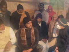 Kisan Andolan: कड़कड़ाती ठंड में धरने पर बैठे हैं किसान, इस मांग को लेकर अब महापंचायत की तैयारी