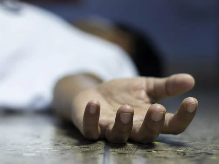 Tamil Nadu: Woman Kills Husband For Making Sexual Advances To Daughter But May Walk Free Tamil Nadu: Woman Kills Husband For Making Sexual Advances To Daughter But May Walk Free