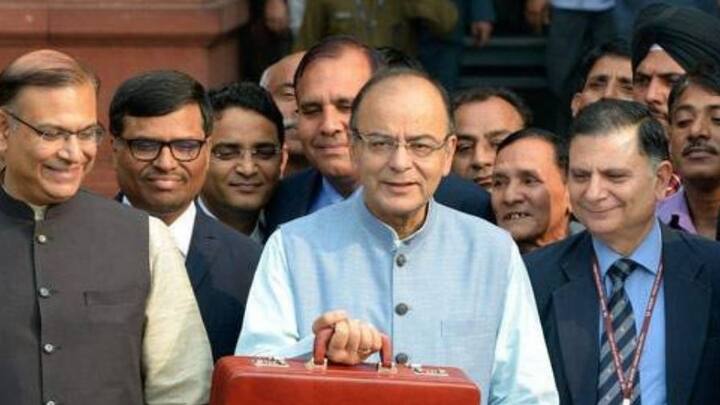 ২০১৪ সাল থেকে ২০১৯ পর্যন্ত দেশের অর্থমন্ত্রী ছিলেন অরুণ জেটলি। মূল বাজেটের সঙ্গে রেল বাজেটকে সংযুক্ত করেন তিনিই। ফেব্রুয়ারির শেষ দিনের পরিবর্তে প্রথম দিন বাজেট পেশের নিয়মও তাঁরই চালু করা।