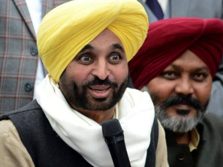 हलफनामे के मुताबिक उनके पास कोई आवासीय संपत्ति नहीं है. मान के पास साढ़े पांच लाख रुपये मूल्य के 95 ग्राम आभूषण, 20 हजार रुपये मूल्य की बंदूक है. मान ने बीकॉम प्रथम वर्ष की परीक्षा वर्ष 1992 में शहीद उधम सिंह सरकारी कॉलेज से पास की.