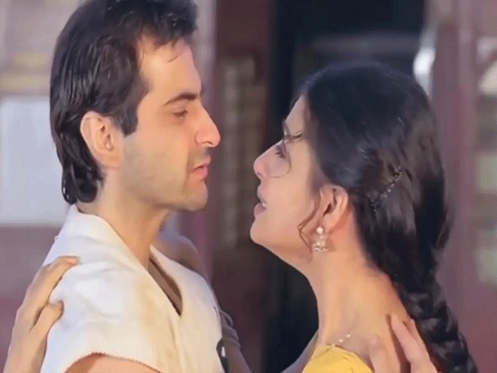 Sirf Tum Movie Fame Aarti Aka Priya Gill Totally Changed In 22 Years See Her Then And Now Look Then And Now: 'सिर्फ तुम' की ये एक्ट्रेस लगती है पहले से भी ज्यादा खूबसूरत, अब ऐसे दिखती हैं दीपक की आरती