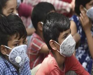 Coronavirus: The top 5 Omicron variant symptoms seen in children, as per a study Omicron in kids: ઓમિક્રોનથી સંક્રમિત બાળકોમાં જોવા મળે આ પાંચ લક્ષણો, તો થઇ જાવ સાવધાન