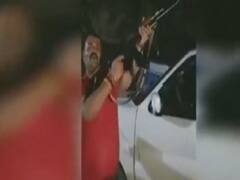 Mayank Singh Viral Video: 'वीडियो बन रहा...' कहते हुए JDU नेता ने AK-47 से की हवाई फायरिंग, अब गिरफ्तारी के लिए ढूंढ रही पुलिस