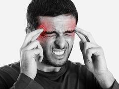 Headache Remedies: अवघ्या काही मिनिटांतच दूर पळेल डोकेदुखी, ‘हे’ उपाय नक्की ट्राय करा!
