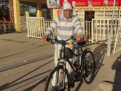 MP News: 40 किलोमीटर साइकिल चलाकर गणेश मंदिर पहुंचे भोपाल डिविजन के पूर्व कमिश्रर, दिया ये मैसेज