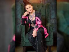 Rubina Dilaik : ‘ब्युटी इन ब्लॅक’, रुबिना दिलैकच्या आऊटफिटवर खिळल्या साऱ्यांच्या नजरा!