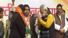 Tauqeer Raza Khan की बहू Nida Khan हुईं BJP में शामिल | Breaking News