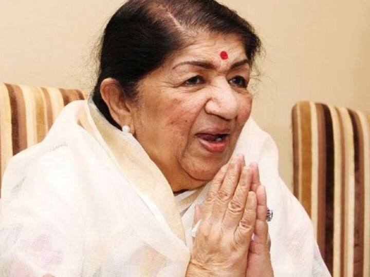 Lata Mangeshkar Health Update: ICU में हैं लता मंगेशकर, डॉक्टर ने कहा- उनका इलाज जारी, वो प्रोसिजर्स को टॉलरेट कर रही हैं Veteran singer Lata Mangeshkar health condition has deteriorated again she is critical and on a ventilator ann Lata Mangeshkar Health Update: ICU में हैं लता मंगेशकर, डॉक्टर ने कहा- उनका इलाज जारी, वो प्रोसिजर्स को टॉलरेट कर रही हैं