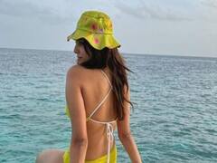 Malavika Mohanan Maldives: கடிச்சா கசக்காத ஸ்வீட்டு பீடா நீ... மாலத்தீவில் மஜா செய்யும் மாளவிகா மோகனன்!