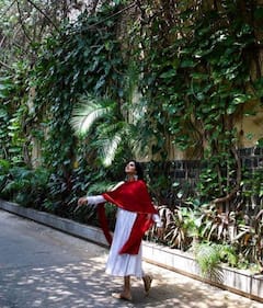 સારા અલી ખાનની જેમ નેચર લવર છે Bhagyashreeની દીકરી જલદી કરશે બોલિવૂડમાં ડેબ્યૂ