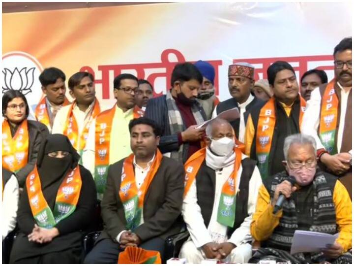 Maulana Tauqir Raza daughter-in-law Nida Khan joined BJP ANN UP Election 2022: मौलाना तौकीर रजा की बहू निदा खान बीजेपी में हुईं शामिल, कई और नेताओं ने भी ली सदस्यता