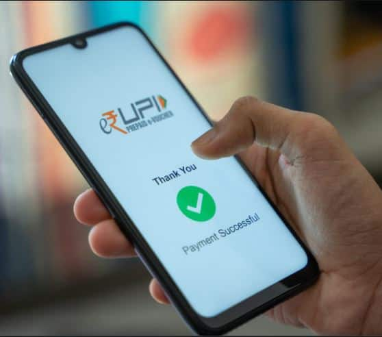 How to block your Online Paying Apps UPI Account when you lost your complete Guide Online Paying Apps : मोबाईल हरवला? काळजी करू नका, 'अशा' प्रकारे ब्लॉक करा तुमचे UPI अकाऊंट