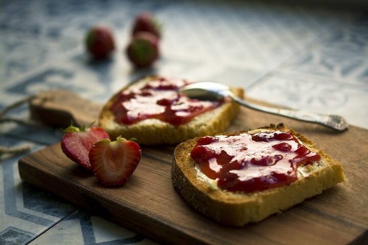 উচ্চ রক্তচাপের সমস্যাও বাড়ায় পাউরুটি