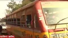 Bus Accident: পুলিশি তৎপরতার জের, ডোরিনা ক্রসিংয়ে হেলে পড়া বাস থেকে তড়িঘড়ি নামানো হল যাত্রীদের | Bangla News