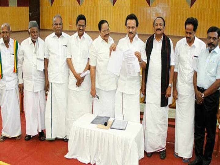 dmk general secretry duraimurugan announced dmk district secretries send list for local body election contest place details on 31st jan 2022 நகர்ப்புற உள்ளாட்சித் தேர்தல் : போட்டியிடும் இடங்களை நாளைக்குள் அனுப்ப வேண்டும் - மாவட்ட செயலாளர்களுக்கு திமுக உத்தரவு