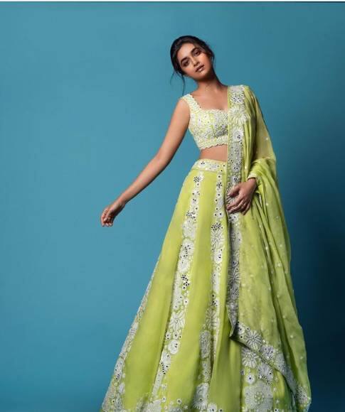 காவல் மரத்தடியில்