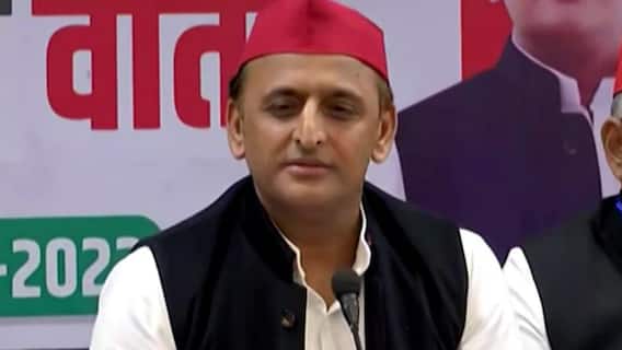 UP Election: नामांकन के लिए करहल पहुंचे Akhilesh Yadav, Tej Pratap Yadav भी साथ